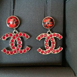 Absolutely stunning, authentic, limited edition red/black large Chanel earrings